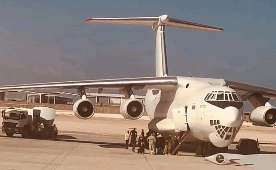 Waxaa dhaqan galay iyadoo la joojiyay duulimaadyadii diyaaradaha millatariga ee Imaaraadka