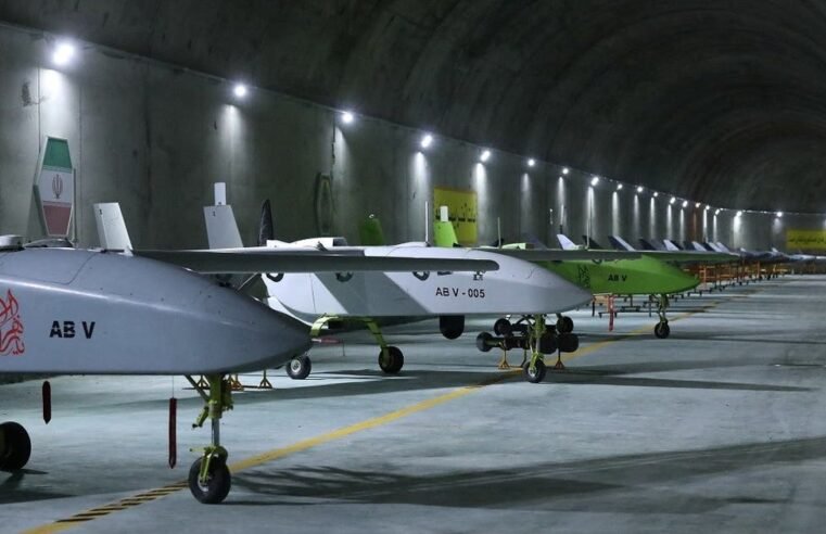 Tasnim ayaa werisay in ciidamada Iiraan ay heleen 1,000 diyaaradood oo aan duuliye lahayn (drones)