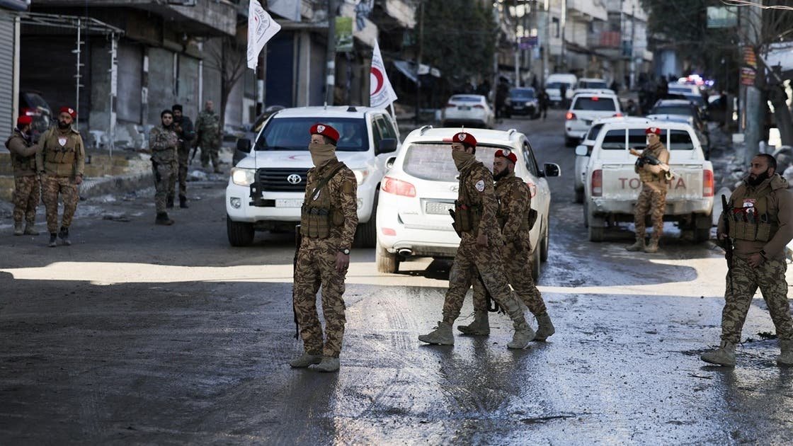 Ciidamada Suuriya ayaa sheegay inay joojinayaan howlgallada Aleppo, laakiin Kurdiyiinta ayaa beeniyay inay ku dagaallamayaan