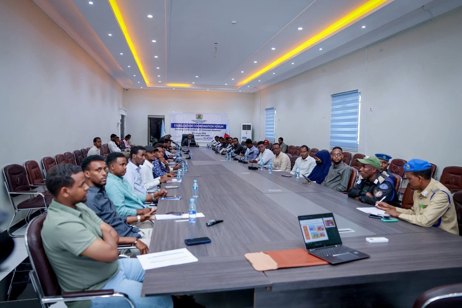 Agaasimaha Guud Madaxtooyada Dowladda Koonfur Galbeed Mudane Cabdifataax Mahad Cabdiraxmaan ayaa maanta si rasmi ah u furay shir muhiim ah