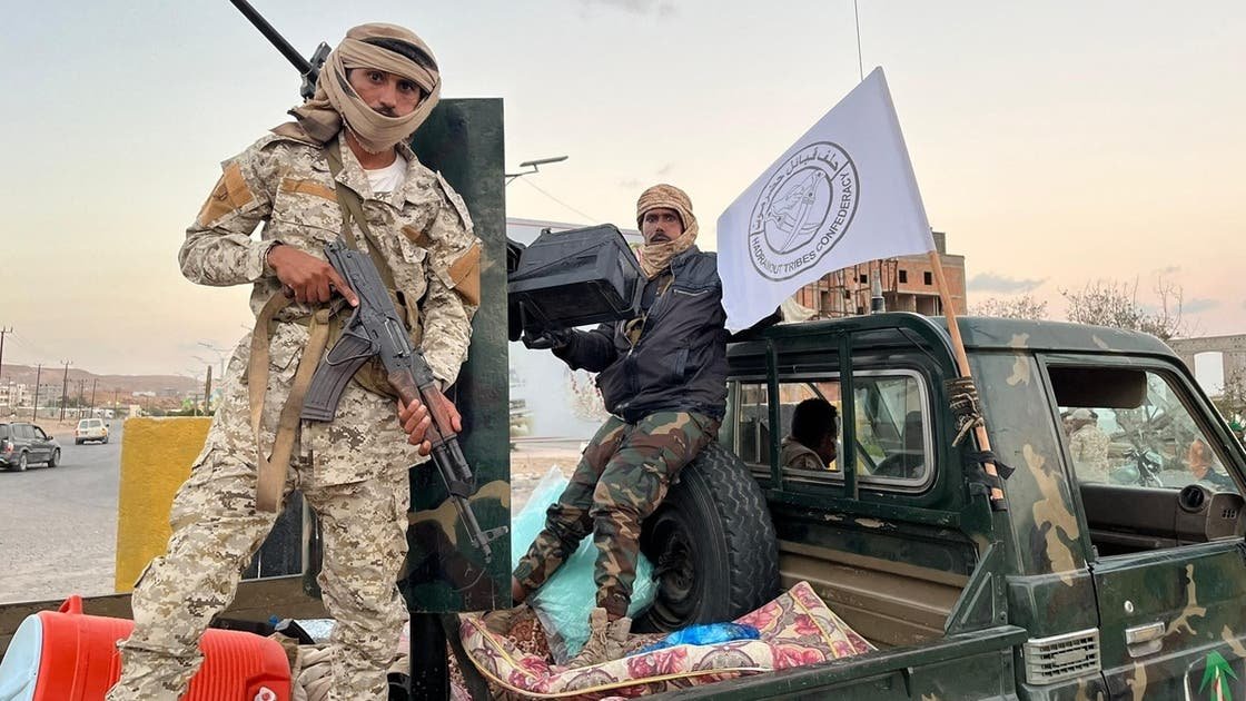 Taliyaha difaaca dalka Yemen ayaa sheegay in ciidamada ay ka shaqeynayaan soo celinta ammaanka magaalada Mukalla ee dalka Yemen