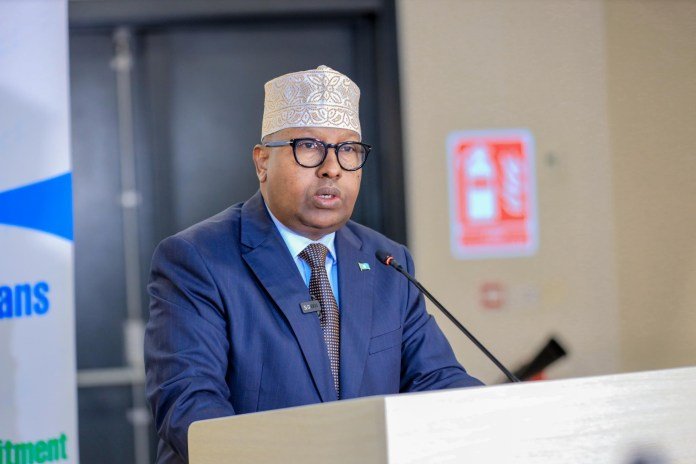 Wasiirka Gaashaandhigga Soomaaliya oo ku baaqay in la weeraro Somaliland