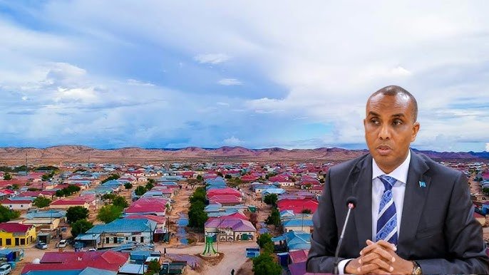 RW Xamsa iyo wafuud kale oo maanta tagaya Laascaanood