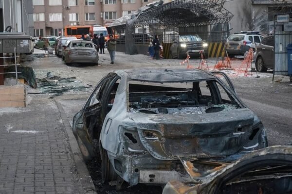 Hal qof ayaa ku dhintay lix kalena way ku dhaawacmeen weerar cirka ah oo Ruushku ka geystay dekedda gobolka Odesa ee Ukraine: Ra’iisul Wasaare ku xigeenka