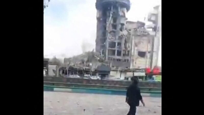 Jaamacadda ku taal Isfahan ee dalka Iiraan ayaa waxaa ka dhacay weerar ay geysteen diyaaradaha dagaalka ee Mareykanka iyo Israa’iil.