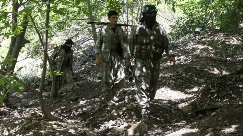 Turkiga ayaa sheegay inuu si dhow ula socdo falalka kooxda mintidka ah ee Kurdiyiinta Iiraan ee PJAK