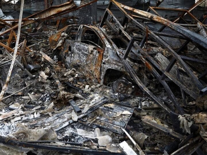 Duqeymo ay geysteen diyaaradaha dagaalka ee Mareykanka iyo Israa’iil ayaa ka dhacay meel u dhow marin biyoodka Hormuz ee Iiraan – HOL