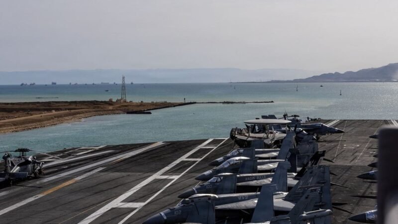 Dab ka kacay markabka dagaalka ee USS Gerald Ford ee Badda Cas: Ciidamada Badda Mareykanka