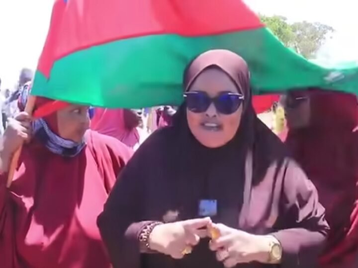 Raxweyn ma ahan Raxweyntii hore” – Guddoomiyaha Ururka Haweenka Baydhabo oo fariin adag diray