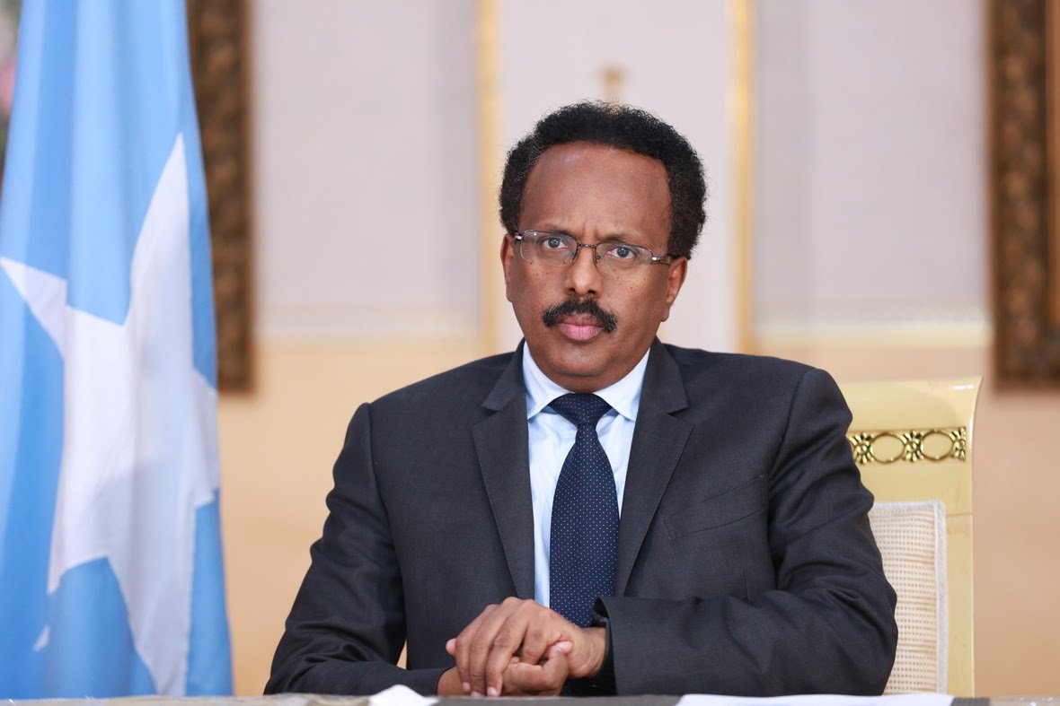 Madaxweynihii Hore Farmaajo oo Cambaareeyay Tacaddiga ka Dhanka ah Sarreeye Gaas Mahad Cabdiraxmaan