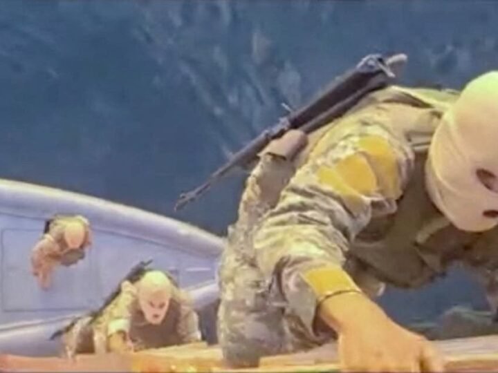 Iiraan oo maraakiibta la qabtay geysay dekedda, dalalkuna waxay raadinayaan macluumaad ku saabsan badqabka badmaaxiinta