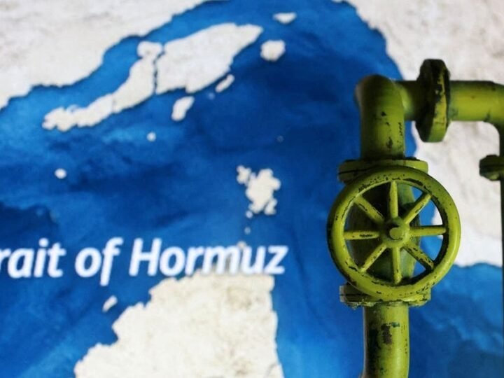 Boqortooyada Ingiriiska ayaa isu keentay in ka badan 30 waddan si ay u qorsheeyaan siyaabo dib loogu furo marin biyoodka Hormuz