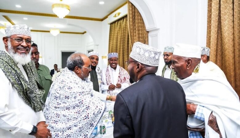 Xasan Sheekh oo Hogaanka Dhaqanka ku Booriyay Taageerada Hal Arrin oo Qaran”