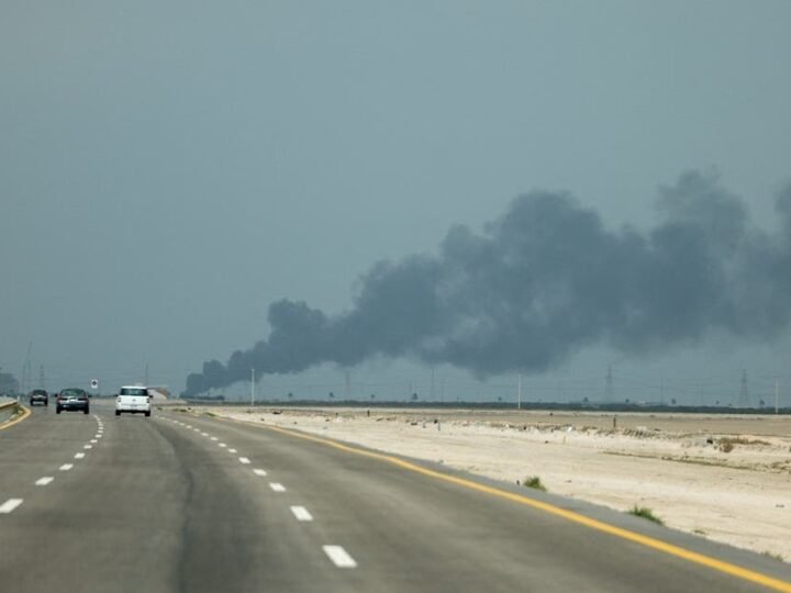 Weeraradii ugu dambeeyay ee Sacuudi Carabiya ayaa joojiyay howlgalkii dhowr xarumood oo tamarta ah: Isha Wararka