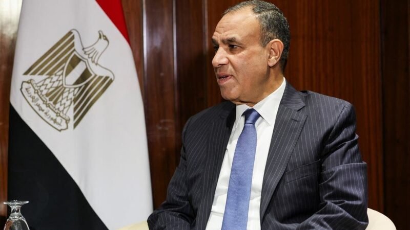 Wasiirka Arrimaha Dibadda Masar ayaa sheegay in “aad loogu shaqeynayo” heshiiska nabadda Iiraan iyo Mareykanka “maalmaha soo socda”