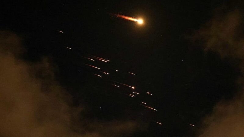 Milatariga Israa’iil ayaa sheegay in Xisbullah ay gantaal ku soo tuurtay Israa’iil, taasoo keentay in siriyal la rido