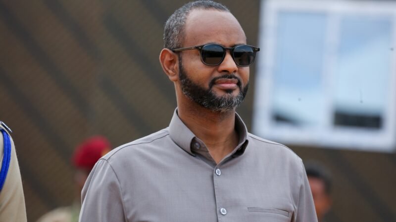 Muranka Kursiga Wasiir Jaamac oo Kacsaday: Xildhibaano BFS oo Dhaliil Culus Jeediyay”